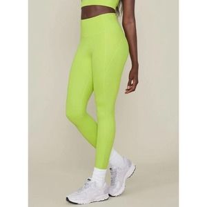 Girlfriend Collective Compressive High Rise Leggings in Lime, Size Small